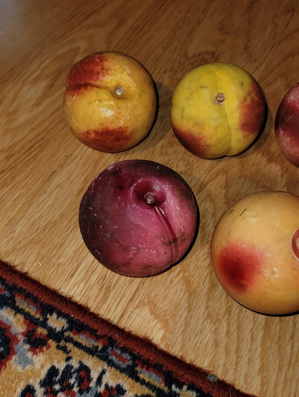 Vintage Stone Fruit Peaches - Picture 8 of 10